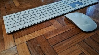 Apple Magic Mouse y Magic Keyboard