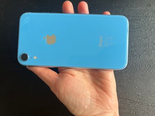 iPhone XR Azul