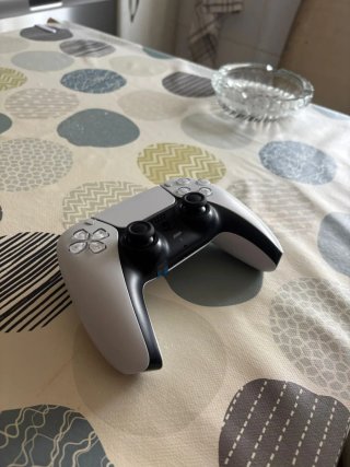 Mando PlayStation 5 poco uso