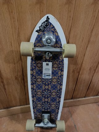 Surfskate Yow Padang