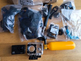 Cámara Deportiva 4K Wi-Fi + Accesorios