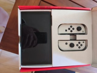 Nintendo Switch OLED Bianca