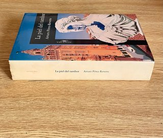 La piel del tambor / Arturo Pérez Reverte