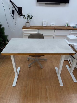 Mesa elevable roble automática