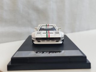Ferrari 288 GTO JDM 1/64 Blanco