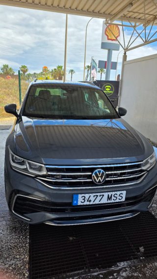 Volkswagen Tiguan Hibrido Enchufable COMO NUEVO!!