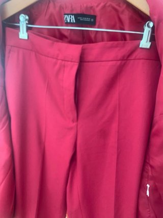 Traje Zara Fucsia Talla M
