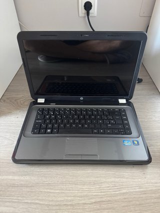 Portátil HP i3 funcionando