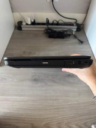 Portátil HP i3 funcionando