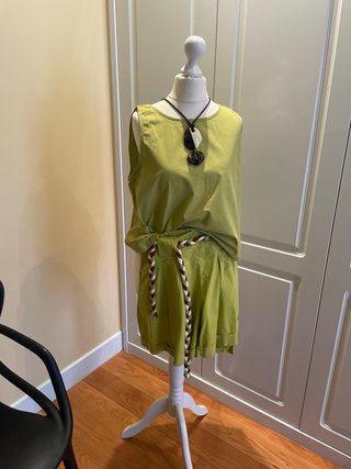 Conjunto verde pistacho