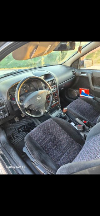 Coche Opel Astra caravan 183000km