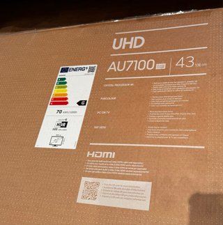 Samsung Smart TV 43" 4K UHD (AU7100) + Mesa Blanca