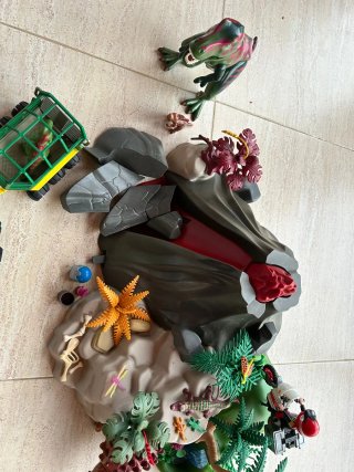 Playmobil Volcán Prehistórico con Figuras