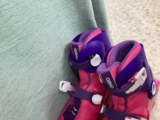 Patines en línea rosas y morados talla 32