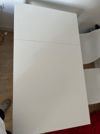 Mesa de comedor y sillas opcionales