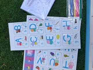 Lote de 4 juegos y peluche Peppa Pig