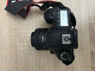 Canon 6D Mark II Negra Sin Objetivo.