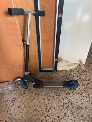 Patinete Plegable Negro y Azul