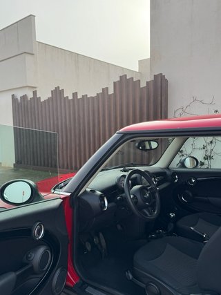 Vendo MINI One rojo excelente estado