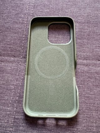 Funda iPhone 16 Pro Otterbox