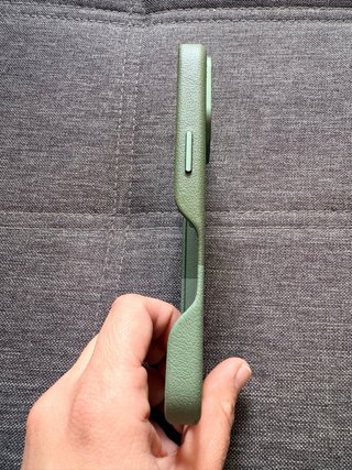 Funda iPhone 16 Pro Otterbox