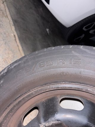 Rueda Michelin 185/65 R15