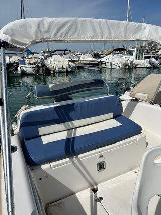 Barco 6m + Motor Evinrude 60CV
