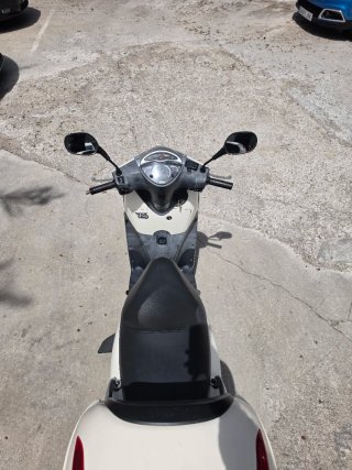 Honda SH 125i Scooter Automática