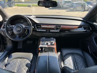 Audi A8 4.2 V6 QUATTRO