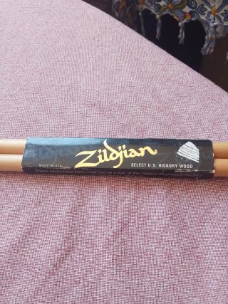 Baquetas  ZILDJIAN  5A / AEROSMITH rollercoaster