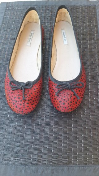 Bailarinas de piel Bimba y Lola Rojo/Negro