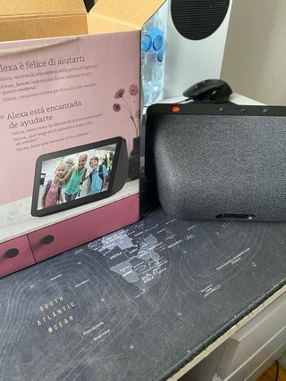 Amazon Echo Show 8
