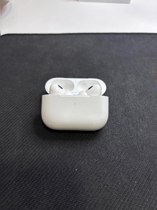 Apple AirPods Pro 2