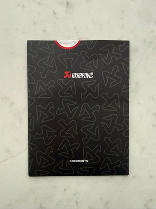 Escape Akrapovic X ADV