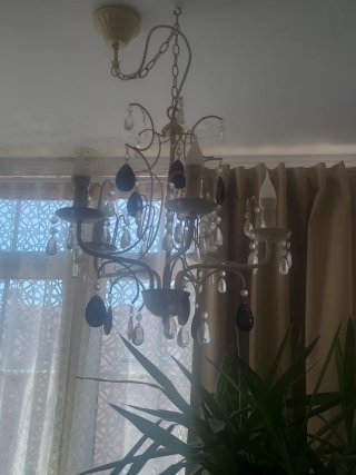 Lámpara araña cristal y metal dorada