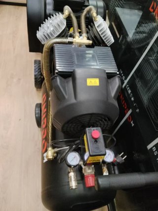 Compresor Dnipro-M AC-50 V