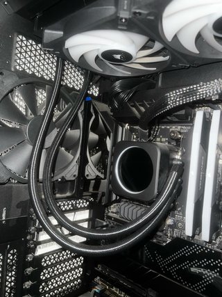 Refrigeración Líquida Corsair iCUE H170i Elite LCD