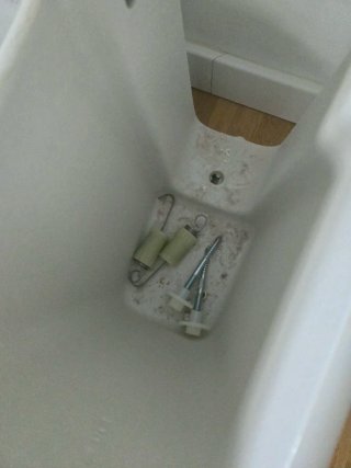 Lavabo Gala suspendido y toallero