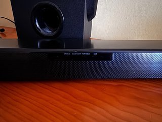 Barra de Sonido LG Negra con Subwoofer