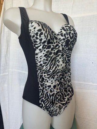 Costume intero stampa animalier