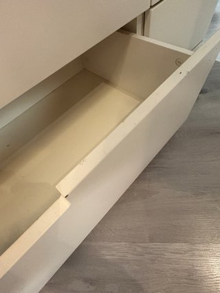 Cómoda blanca Ikea