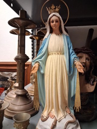 Virgen Milagrosa Olot