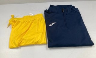 Lote Ropa Deportiva: Pantalón Rojo y Calcetines Ve