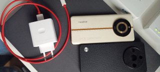 Realme 11 Pro+ 5G Beige/Negro