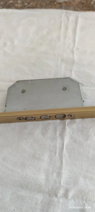 Cerradura TESA seguridad 3 puntos