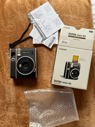 Cámara instantánea Fujifilm Instax Mini 40
