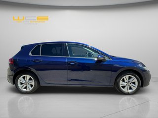 Volkswagen Golf Life 1.0 eTSI 81kW (110CV) DSG Variant
