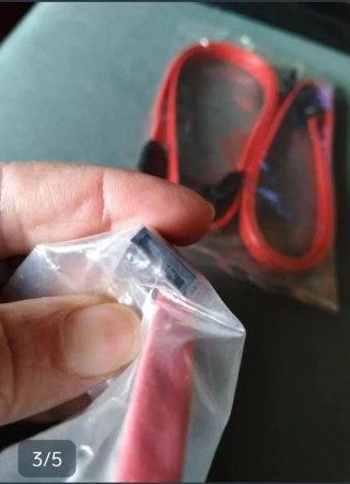 2 Cables SATA Rojos
