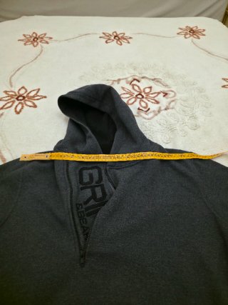 Felpa Grind&Bear con cappuccio e zip grigia