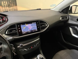 PEUGEOT 308 ALLURE 1.2 130C.V 6 VELOCIDADES